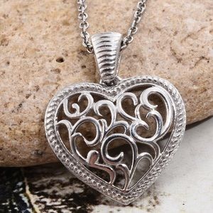 Jewelry - Heart with chain and Extra 18 in. silver chain Jewelry - Heart with chain and Extra 18 in. silver chain